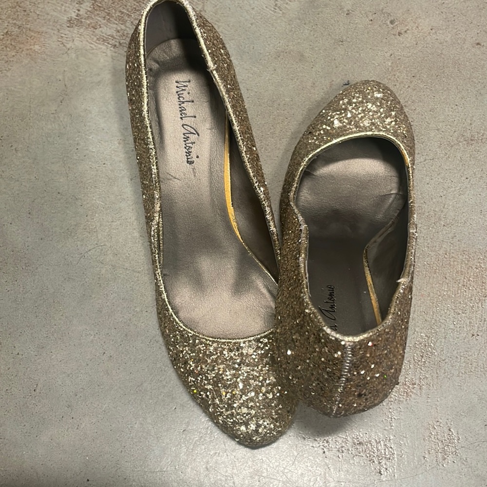 Gold glitter heels